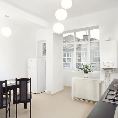 Sunshine Apartment Brasov Bagian luar foto
