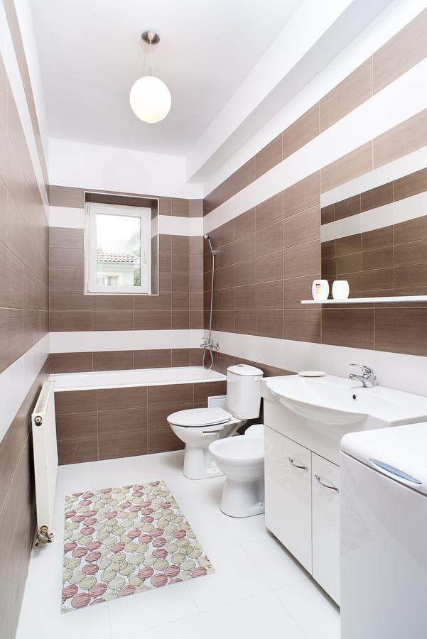 Sunshine Apartment Brasov Bagian luar foto